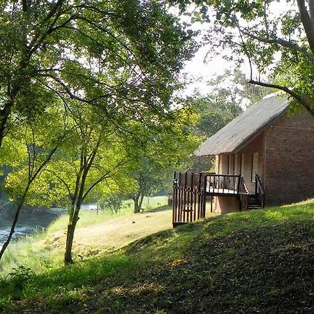 Kwambali Riverside Lodge 헤이지뷰 객실 사진