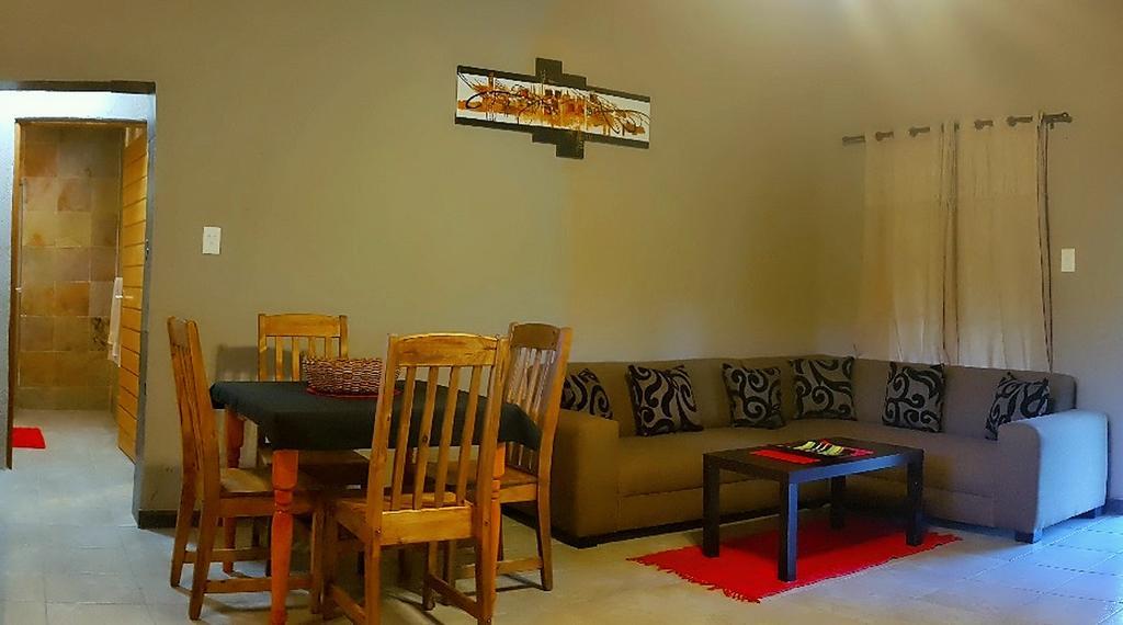 Kwambali Riverside Lodge 헤이지뷰 외부 사진