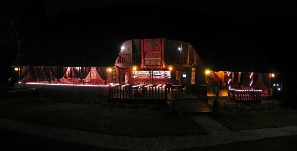 Kwambali Riverside Lodge 헤이지뷰 외부 사진