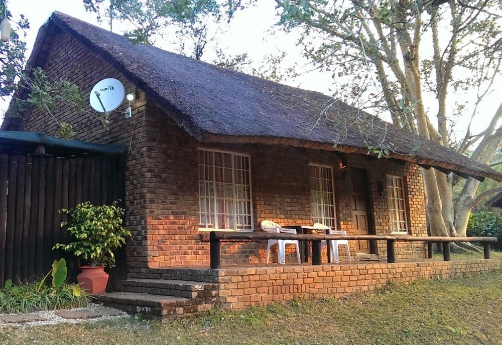 Kwambali Riverside Lodge 헤이지뷰 외부 사진