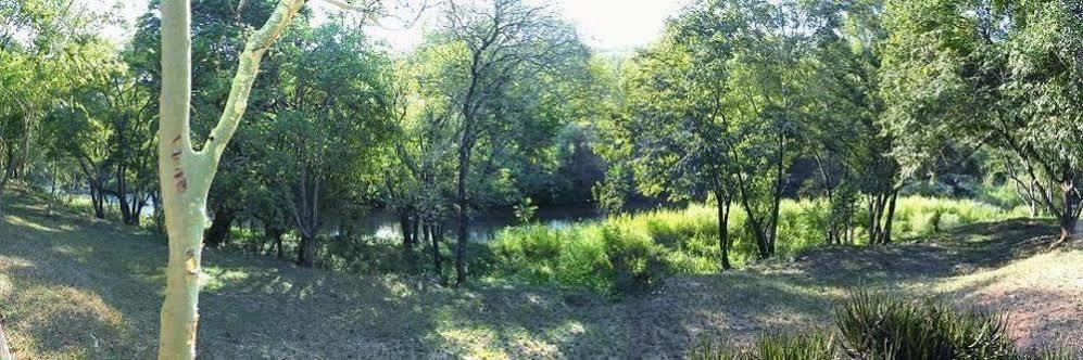 Kwambali Riverside Lodge 헤이지뷰 외부 사진