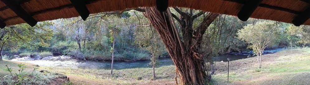 Kwambali Riverside Lodge 헤이지뷰 외부 사진